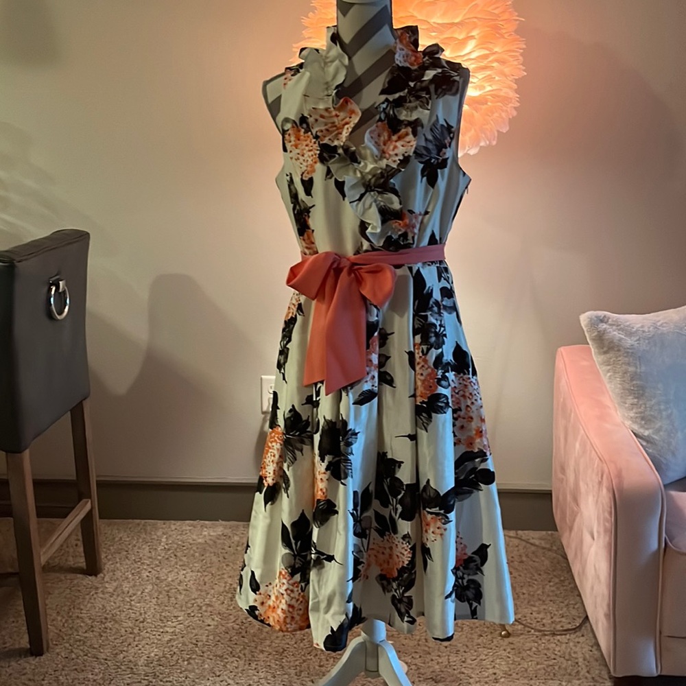 Jessica Howard floral dress